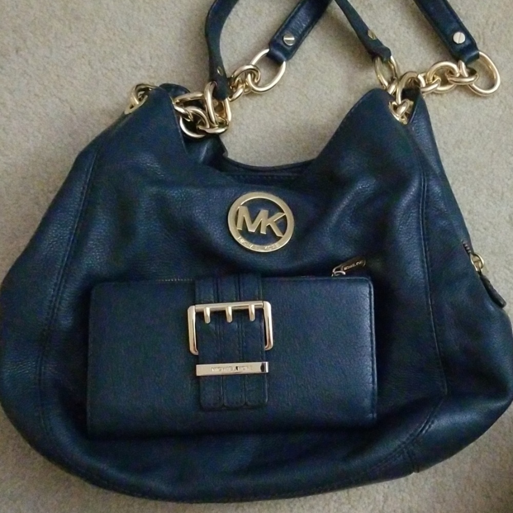 Michael Kors Navy Gold Chain Bag